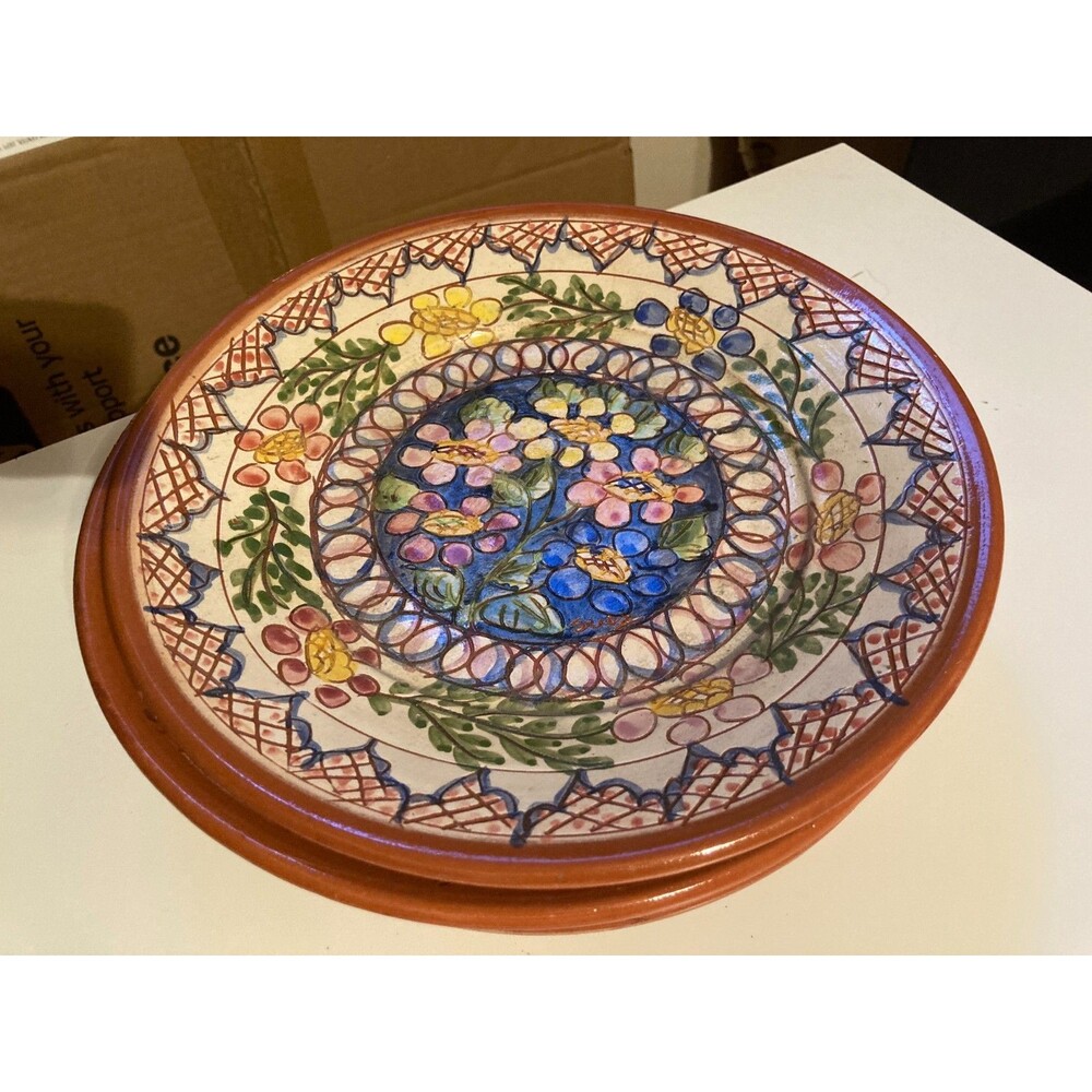 Round Decorative Portuguese Hand Painted Pottery 9.5" Plates x 4 - NEW - Picture 2 of 5